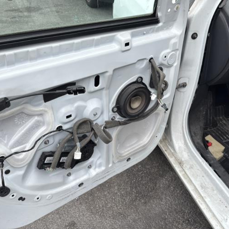 Pare choc arriere RENAULT MEGANE 3 Photo n°15