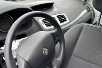 Pare choc arriere RENAULT MEGANE 3