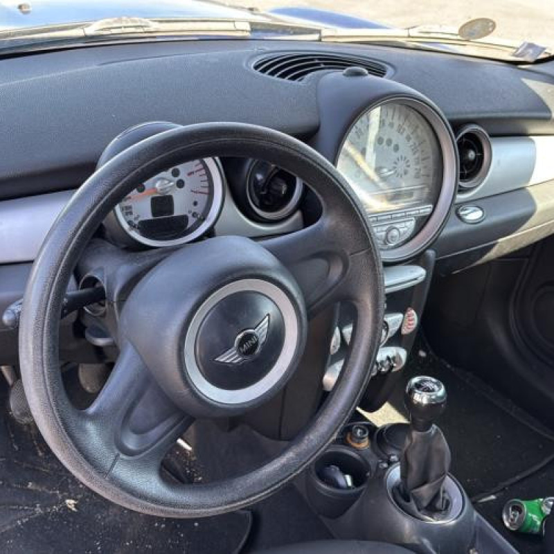 Pare choc arriere MINI MINI 2 R56 Photo n°17