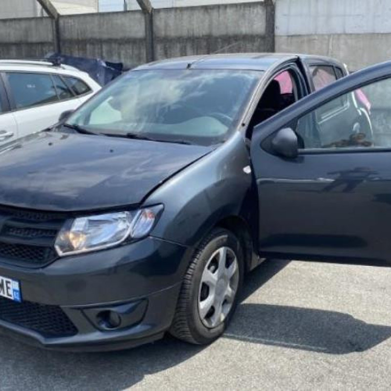 Pare boue avant gauche DACIA SANDERO 2 Photo n°17