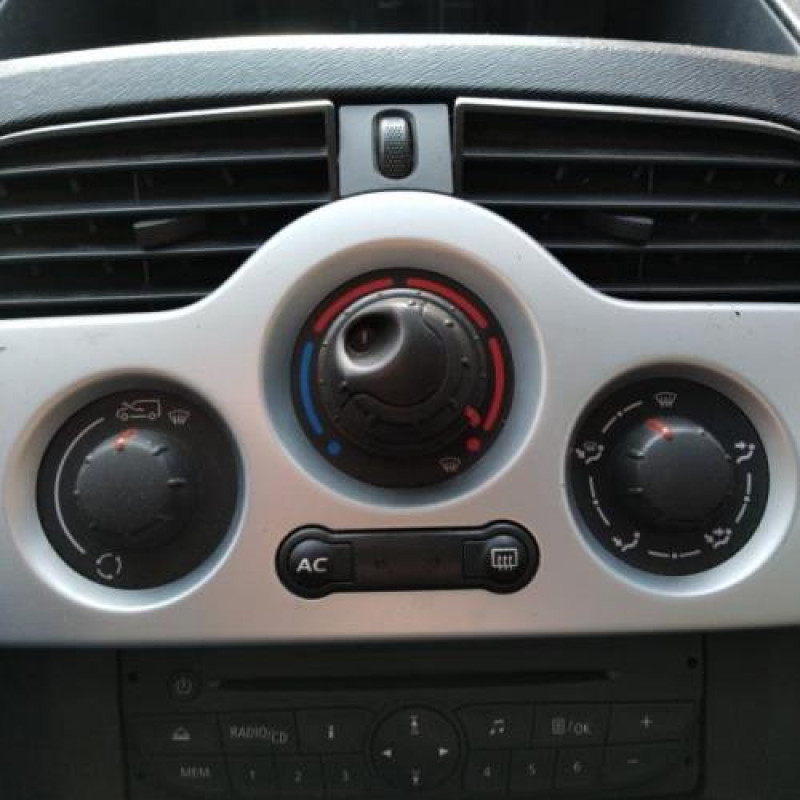 Porte avant droit RENAULT KANGOO 2 Photo n°17