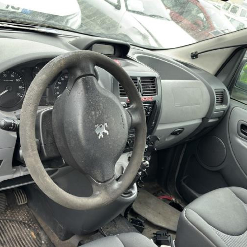 Porte avant droit PEUGEOT EXPERT 2 Photo n°14