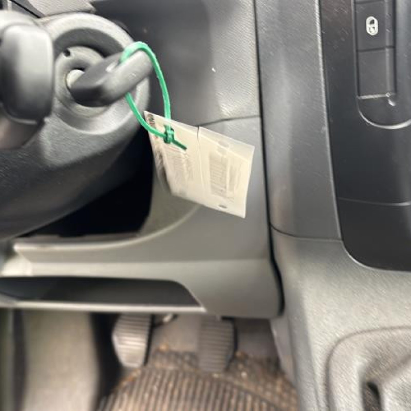 Porte avant droit PEUGEOT EXPERT 2 Photo n°17