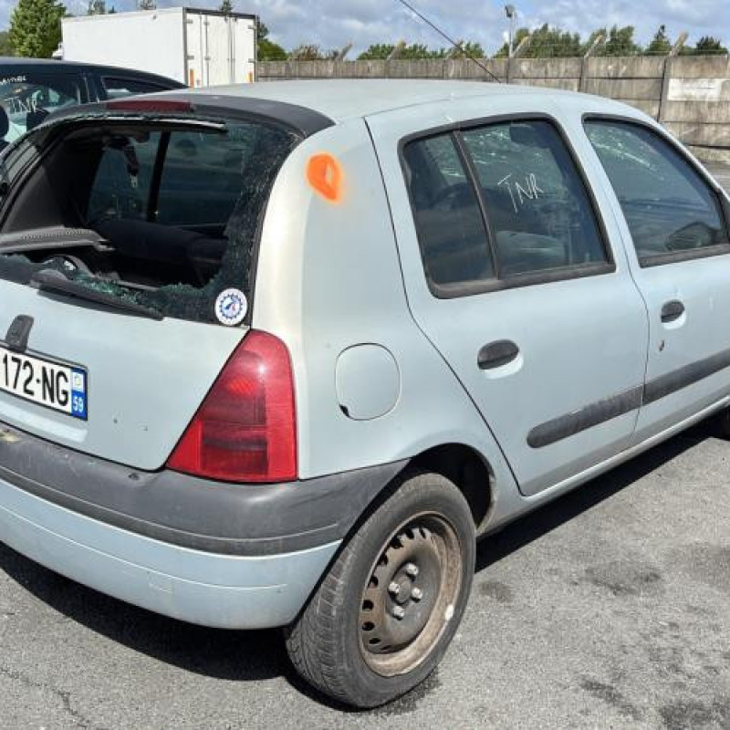 Porte avant droit RENAULT CLIO 2 Photo n°10