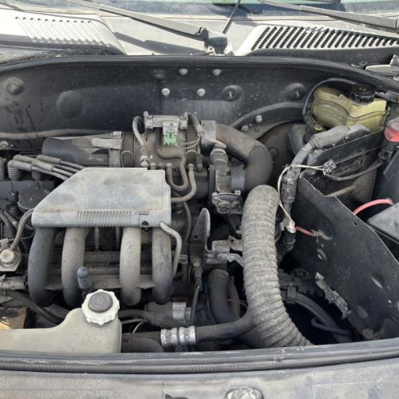 Porte avant droit RENAULT CLIO 2 Photo n°16