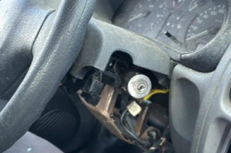 Porte avant droit RENAULT CLIO 2