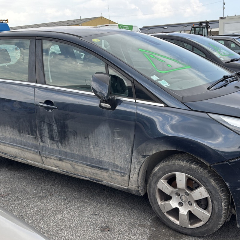 PEUGEOT 5008 1 PHASE 2 1.6 HDI - 8V TURBO Photo n°12