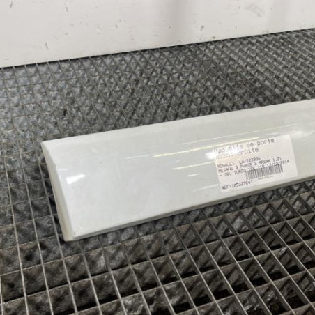 Baguette de porte avant droite RENAULT MEGANE 3