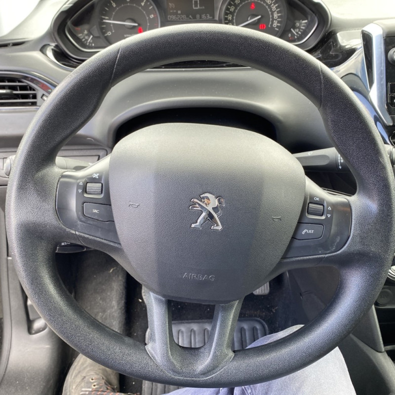 PEUGEOT 208 1 PHASE 2 1.5 BLUE HDI - 16V TURBO Photo n°21