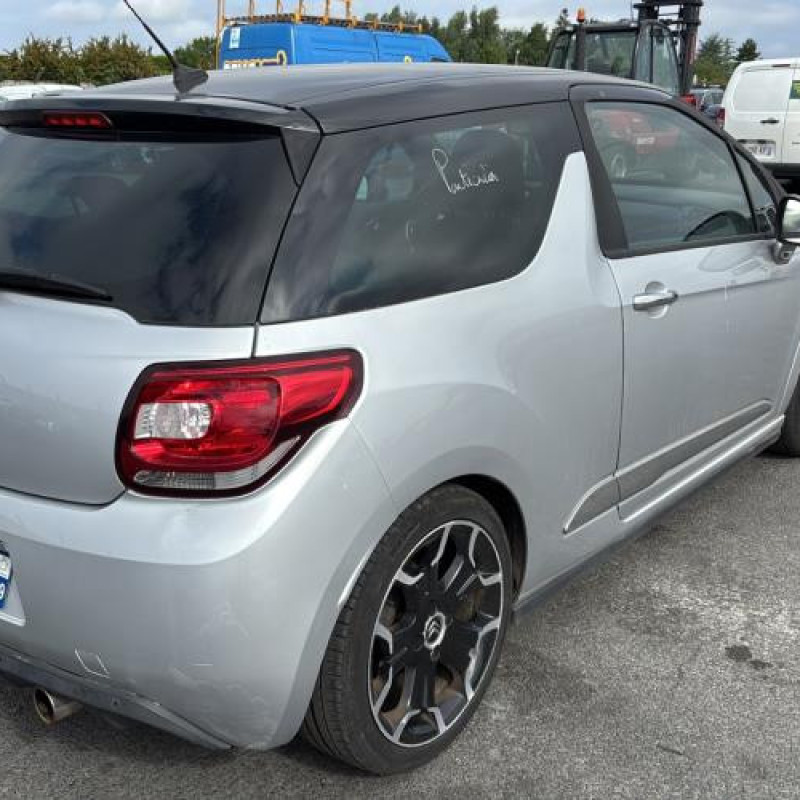 Malle/Hayon arriere CITROEN DS3 Photo n°14