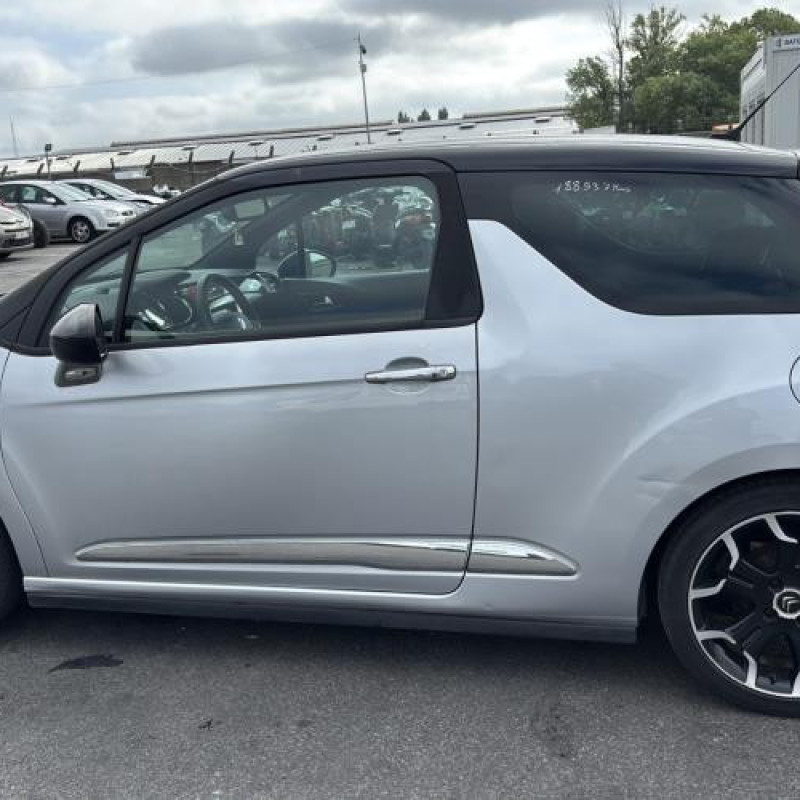 Malle/Hayon arriere CITROEN DS3 Photo n°18