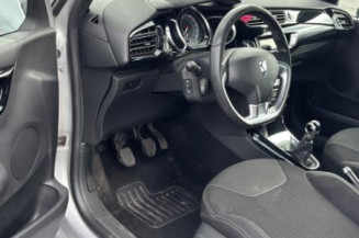 Malle/Hayon arriere CITROEN DS3