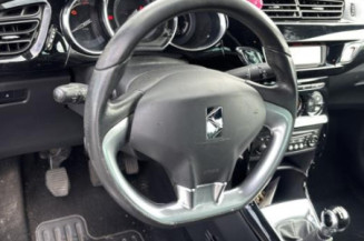 Pare boue avant droit CITROEN DS3