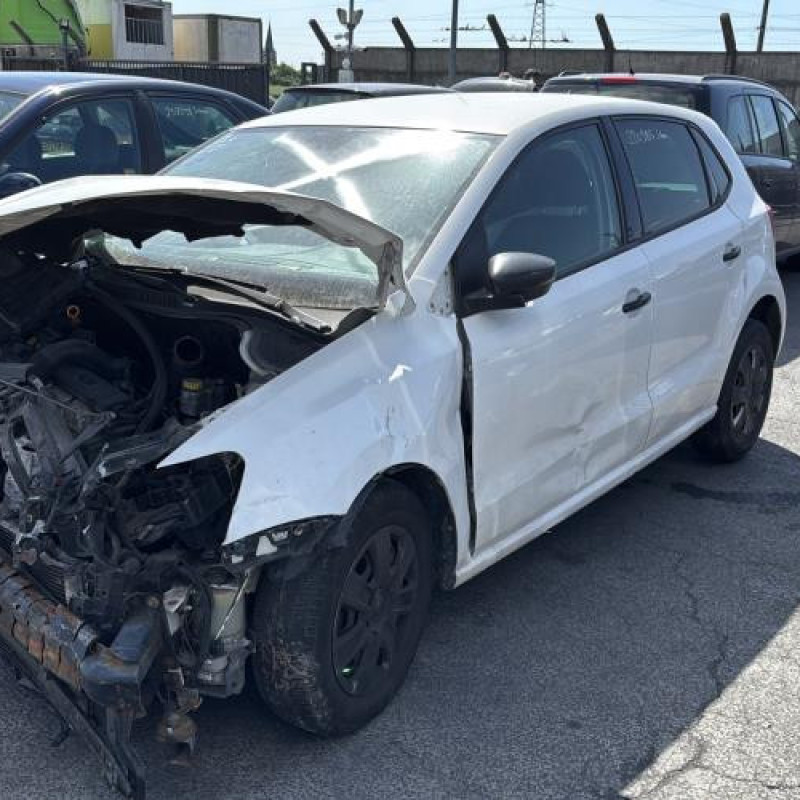 Malle/Hayon arriere VOLKSWAGEN POLO 5 Photo n°12