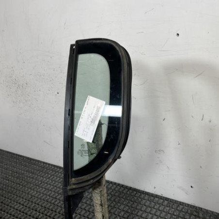 Custode arriere gauche (porte) PEUGEOT 308 2