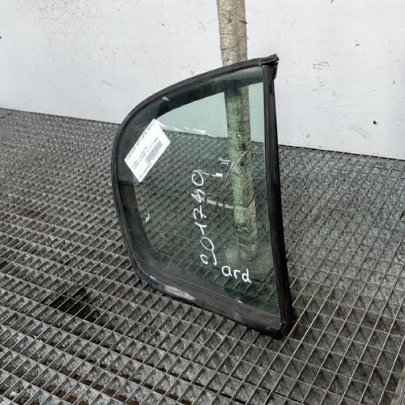 Custode arriere droit (porte) NISSAN ALMERA 2 Photo n°1