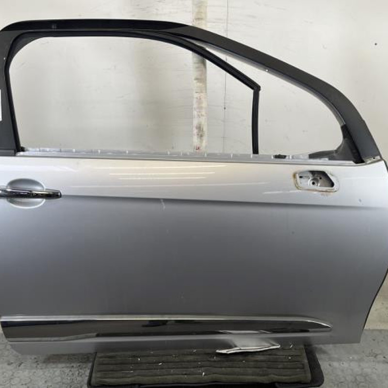 Porte avant droit CITROEN DS3 Photo n°1
