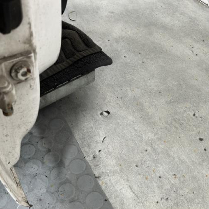 Porte avant droit VOLKSWAGEN POLO 5 Photo n°6