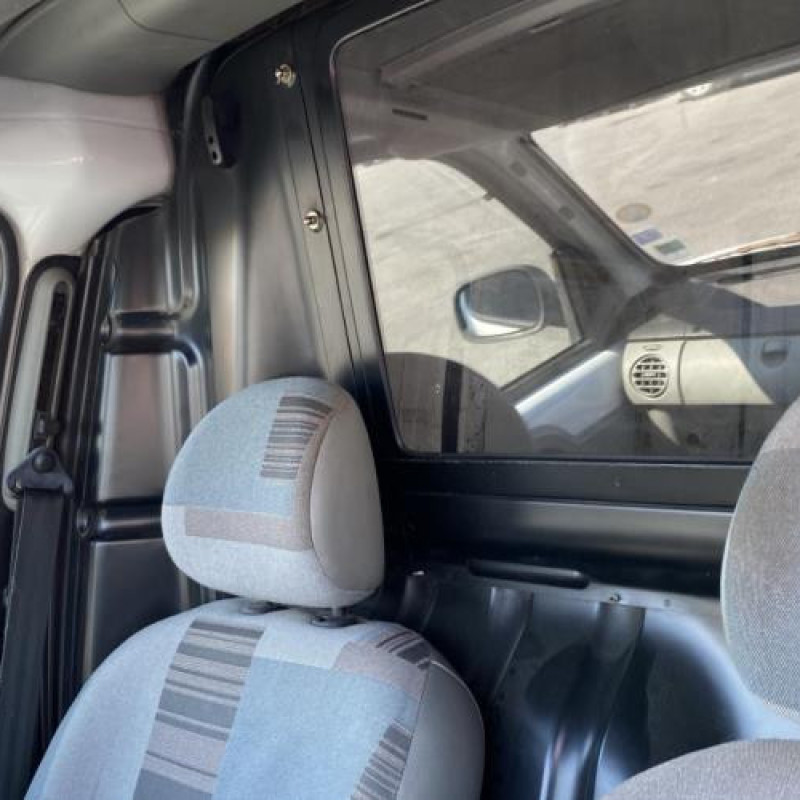 Porte avant droit RENAULT KANGOO 1 Photo n°13