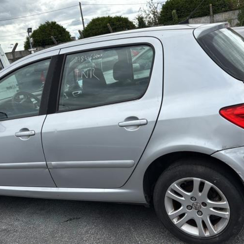 Renfort pare choc arriere (traverse) PEUGEOT 307 Photo n°14