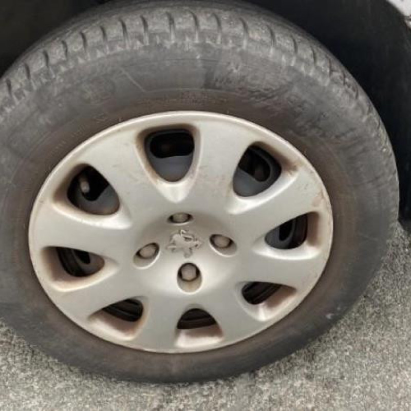 Renfort pare choc arriere (traverse) PEUGEOT 307 Photo n°9
