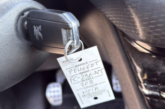 PEUGEOT 208 1 PHASE 2 1.2 PURETECH - 12V TURBO