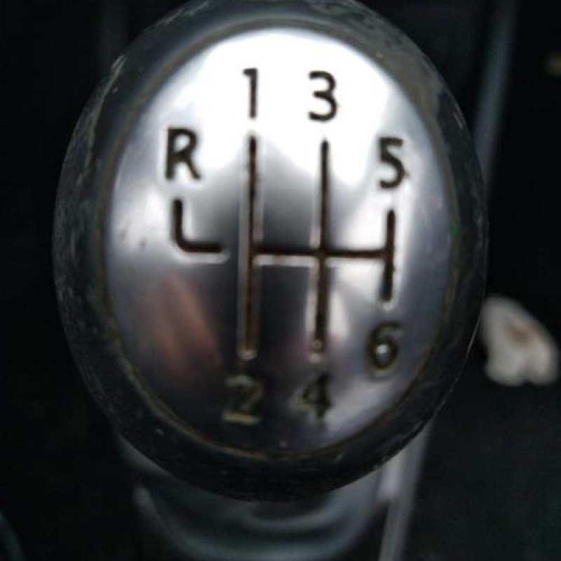 Amortisseur avant gauche DACIA DUSTER 1 Photo n°5