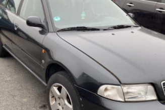 Serrure avant gauche AUDI A4 1