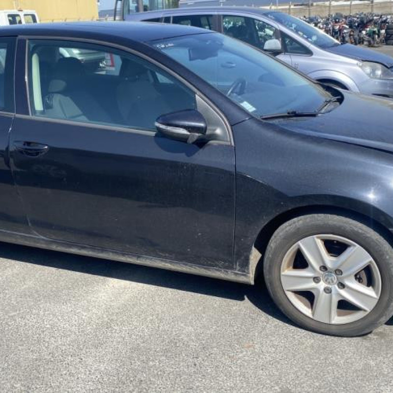 Pretensionneur de ceinture avant droit VOLKSWAGEN GOLF 6 Photo n°19