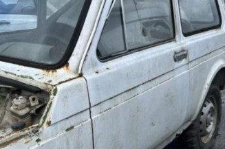 Serrure avant droit LADA NIVA