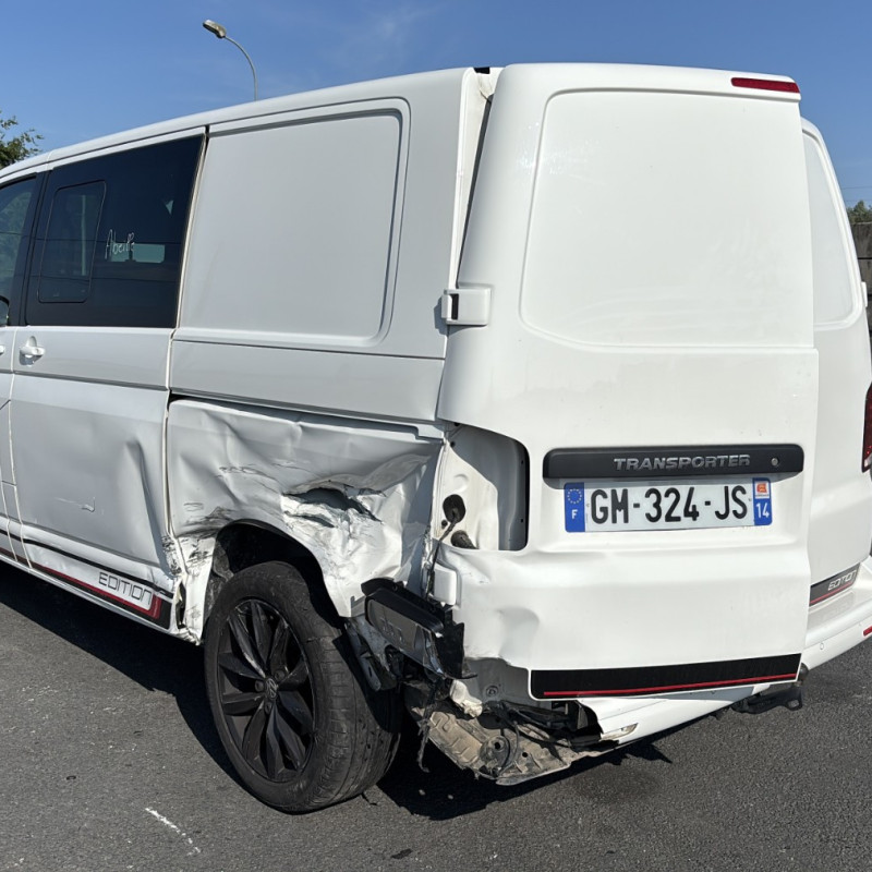 VOLKSWAGEN TRANSPORTER 6 PHASE 2 2.0 TDI - 16V TURBO Photo n°4