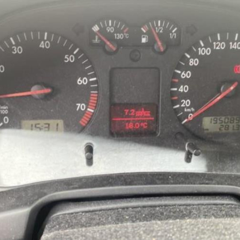 Moteur VOLKSWAGEN GOLF 4 Photo n°18