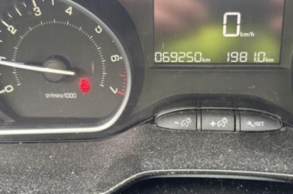 Moteur PEUGEOT 208 1