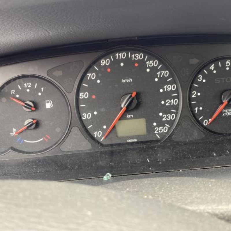 Moteur CITROEN C5 1 Photo n°18