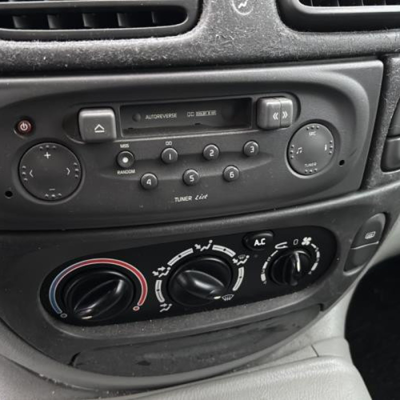 Moteur RENAULT SCENIC 1 Photo n°17