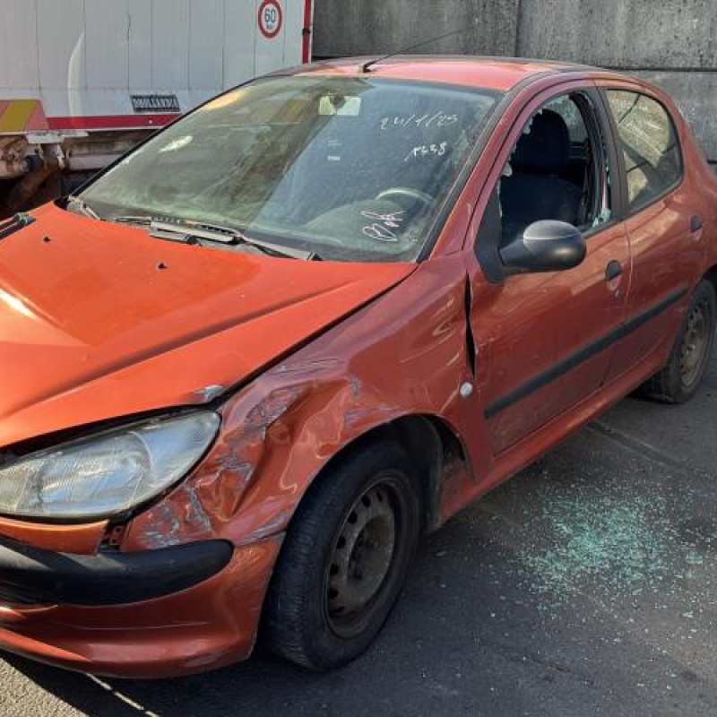 Pare choc arriere PEUGEOT 206 Photo n°8