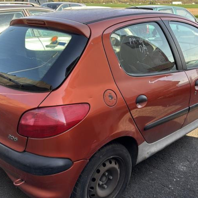 Pare choc arriere PEUGEOT 206 Photo n°10