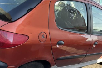 Pare choc arriere PEUGEOT 206
