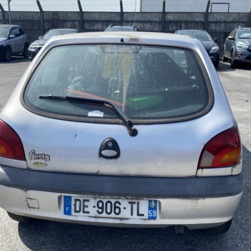 Custode arriere gauche (porte) FORD FIESTA 4 Photo n°9