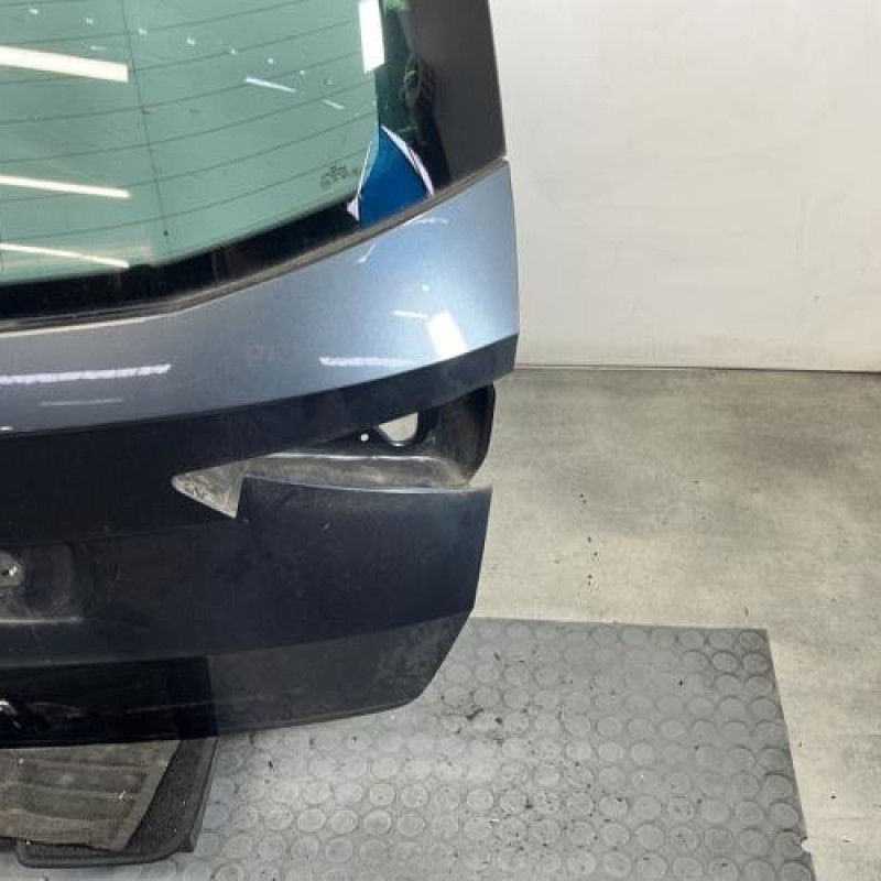Malle/Hayon arriere SEAT ATECA Photo n°4