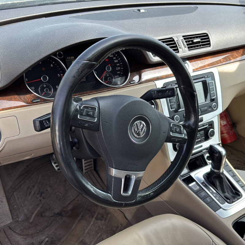 VOLKSWAGEN PASSAT 6 2.0 TDI - 16V TURBO Photo n°12