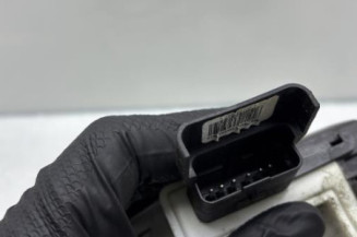 Serrure avant droit PEUGEOT 508 1
