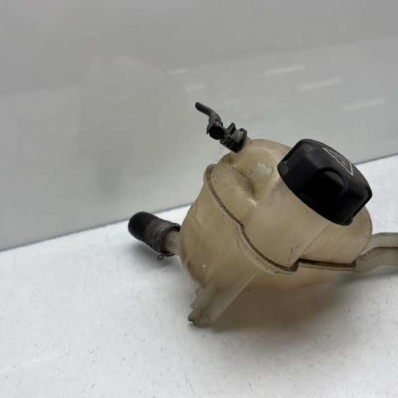 Vase d'expansion PEUGEOT 508 1 Photo n°4