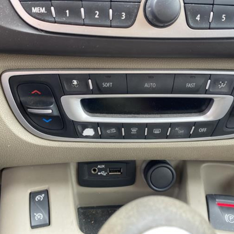 Moteur RENAULT SCENIC 3 Photo n°8