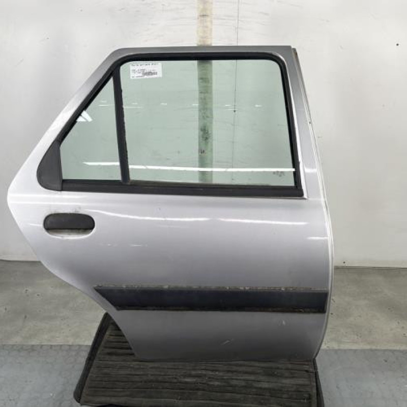 Porte arriere droit FORD FIESTA 4 Photo n°1