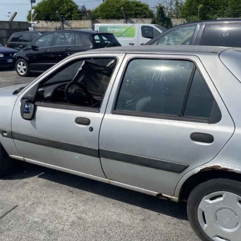 Porte arriere droit FORD FIESTA 4 Photo n°12