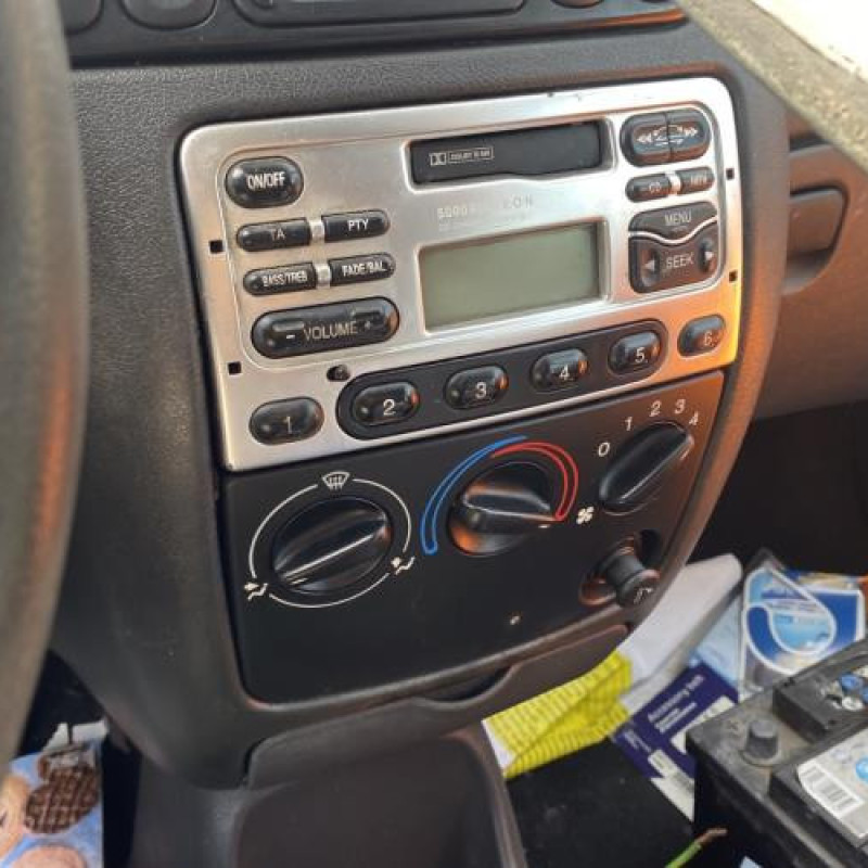 Porte arriere droit FORD FIESTA 4 Photo n°19
