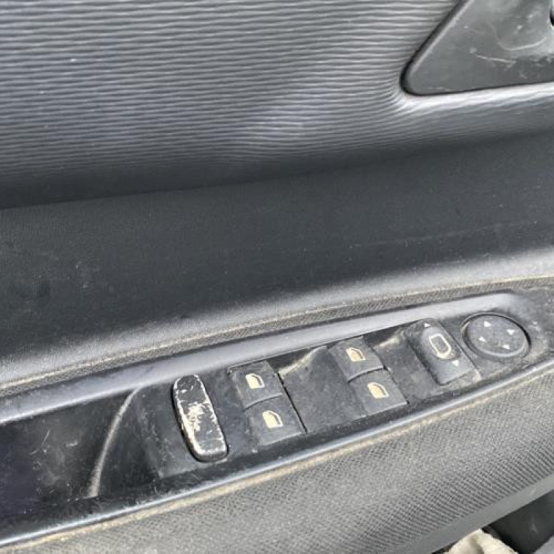 Porte avant droit CITROEN C4 1 Photo n°17