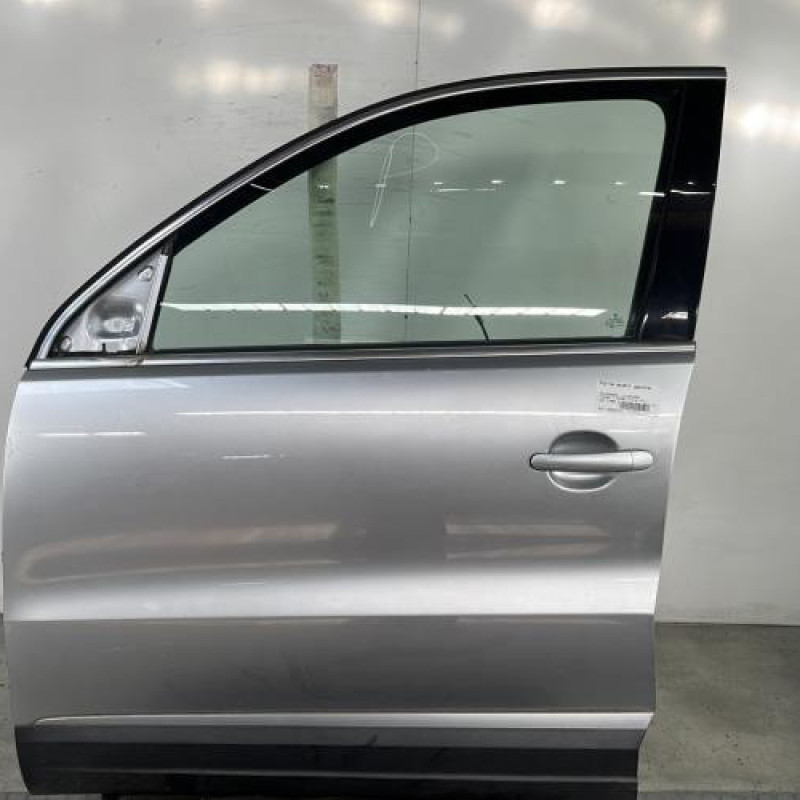 Porte avant gauche VOLKSWAGEN TIGUAN 1 Photo n°1