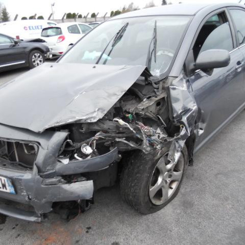 Porte avant droit TOYOTA AVENSIS 2 Photo n°5
